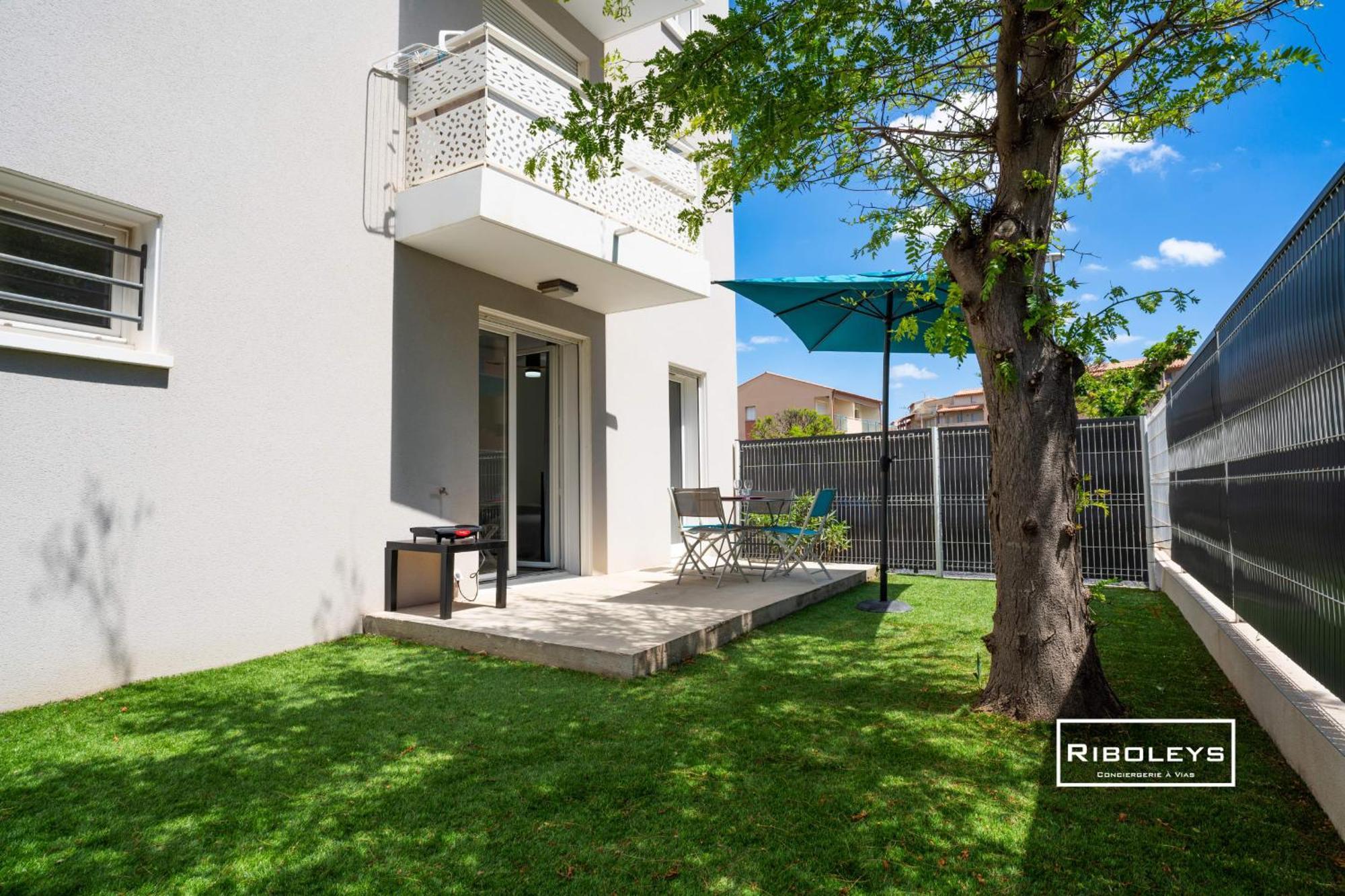 Vias-Plage - Superbe T1 A 100M De La Plage Exterior foto